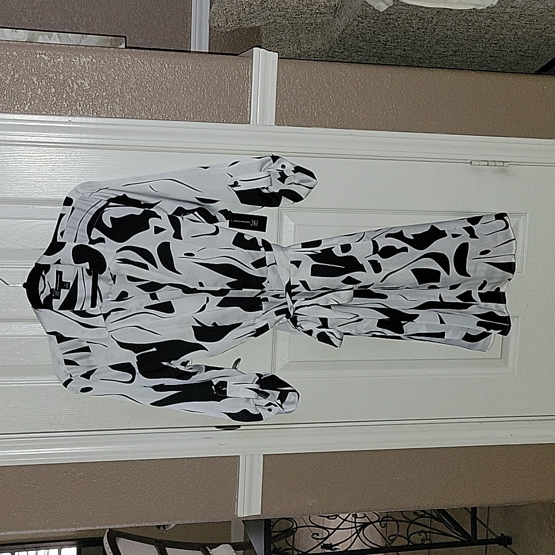 Inc Sz 12 Black And White Button Down Dress